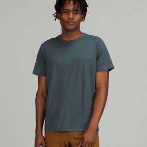Lululemon Fundamental t-shirt in Iron Blue Medium